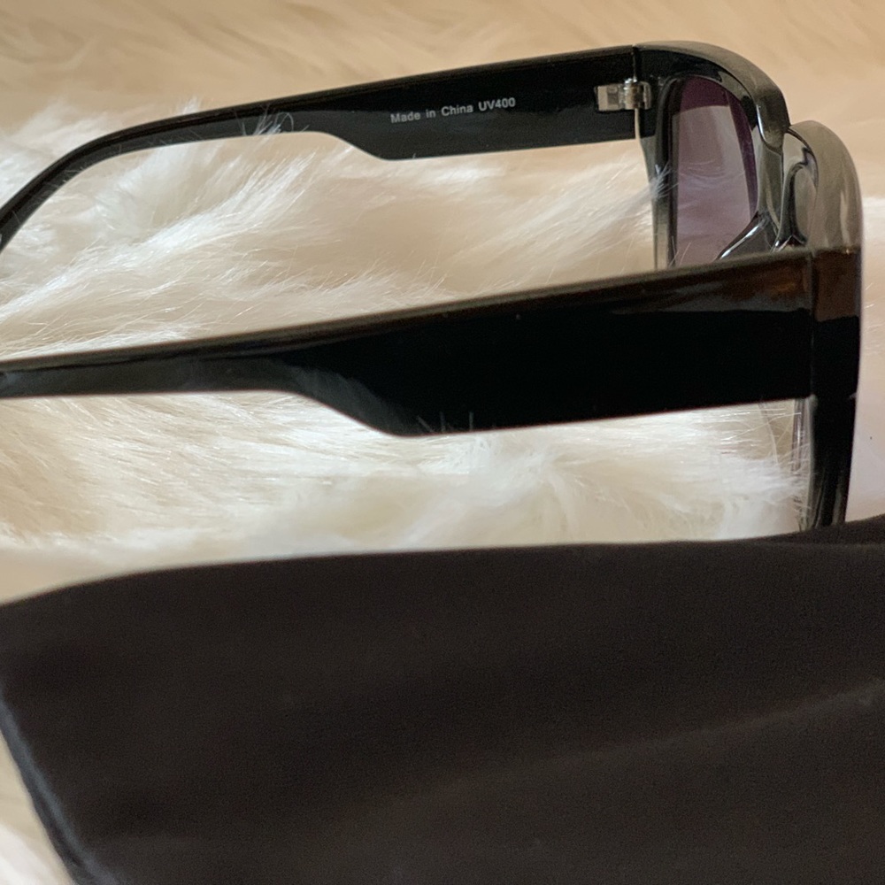 Sunglasses - Picture 3 of 3
